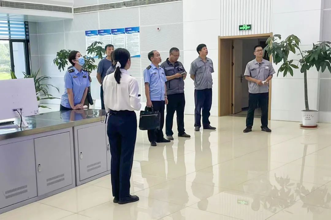 03.jpg