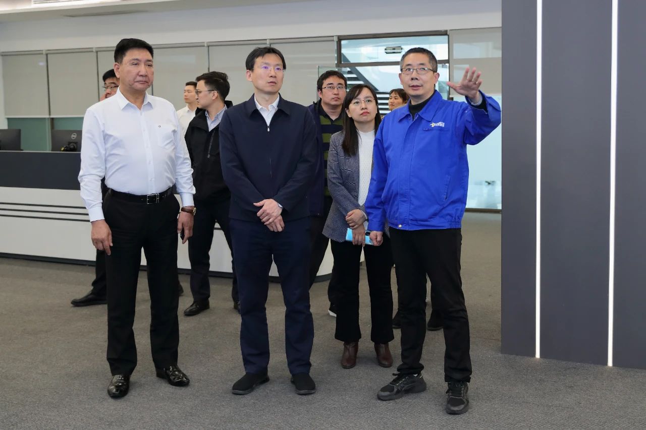 1681180243139675.jpg 01.jpg