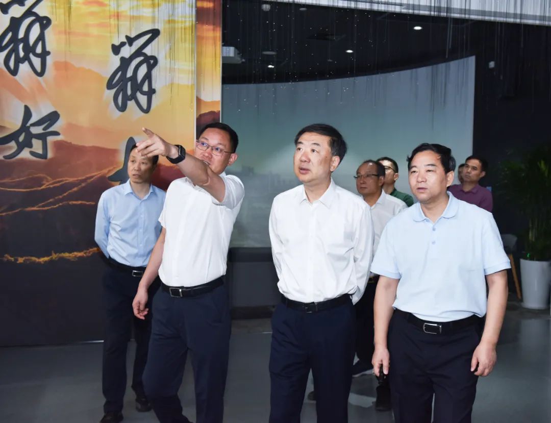 1688005132611993.jpg 262.jpg