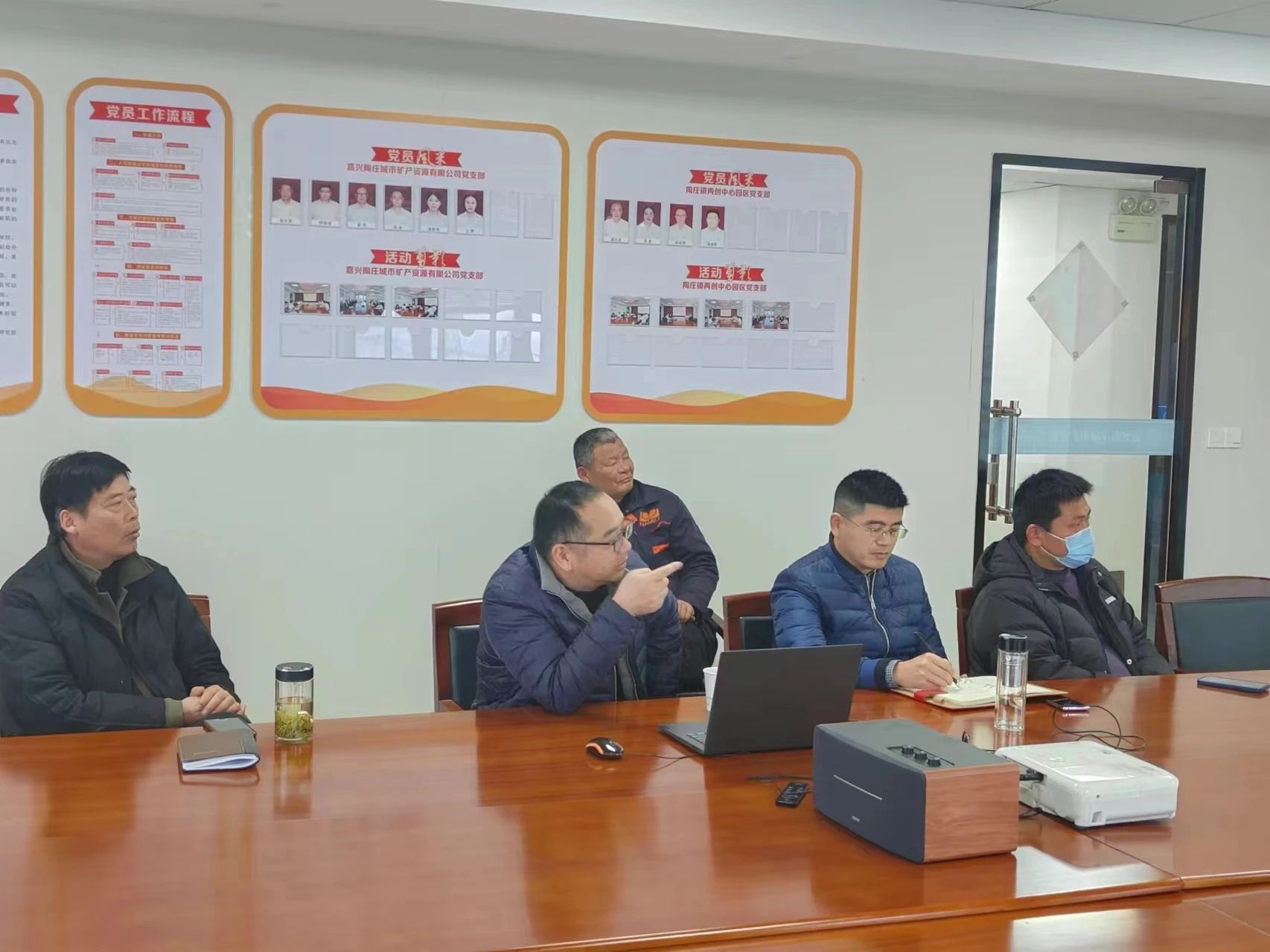 1709707049923910.jpg 55409b249bfed96b670c28a0c44f3380.jpg