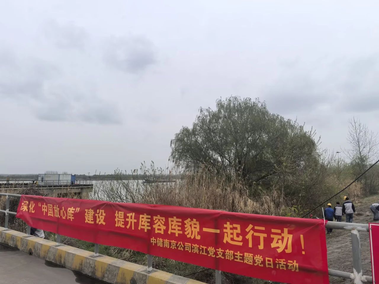 a2d7ccfa7825f749c5842e8d59992775.jpg